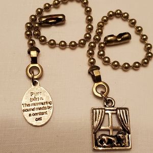 Contented Cat Light Pulls